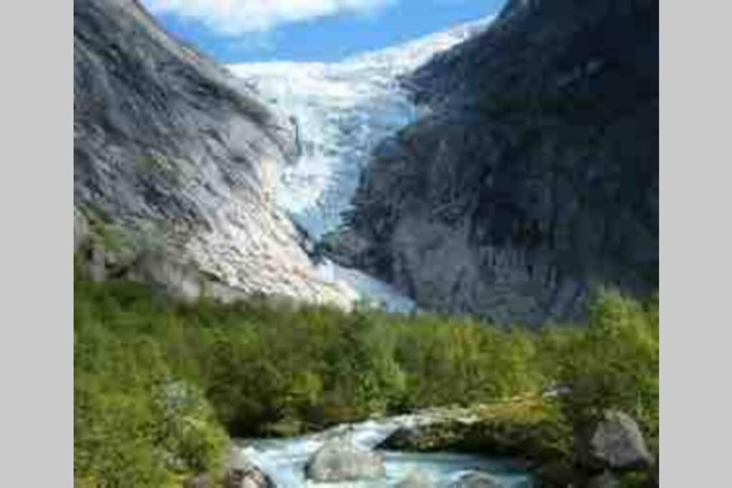 Hytte I Stryn Med Elbil Lader Bagian luar foto