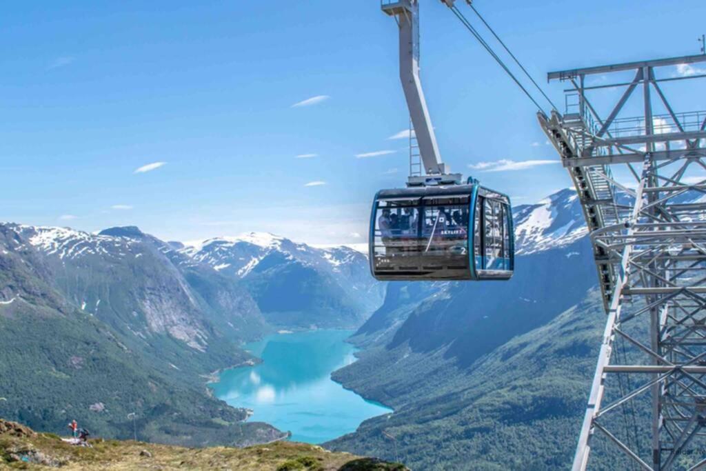 Hytte I Stryn Med Elbil Lader Bagian luar foto