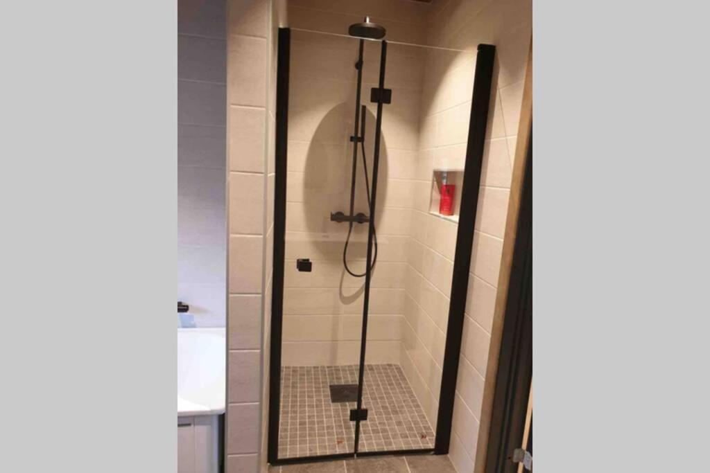 Hytte I Stryn Med Elbil Lader Bagian luar foto
