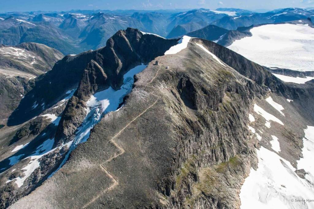 Hytte I Stryn Med Elbil Lader Bagian luar foto